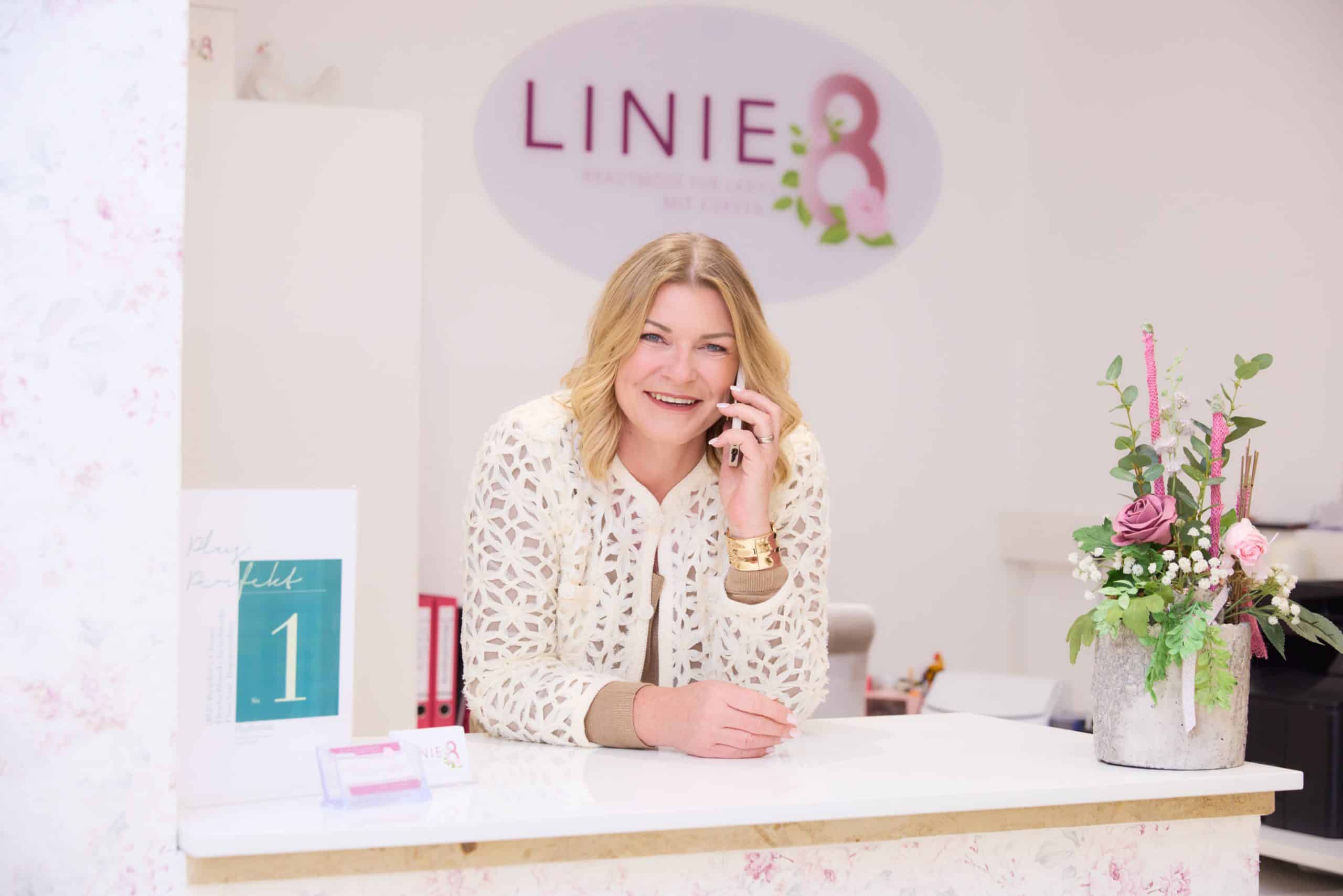 Linie8Brautmoden-Curvybrautmode-München-Ramona