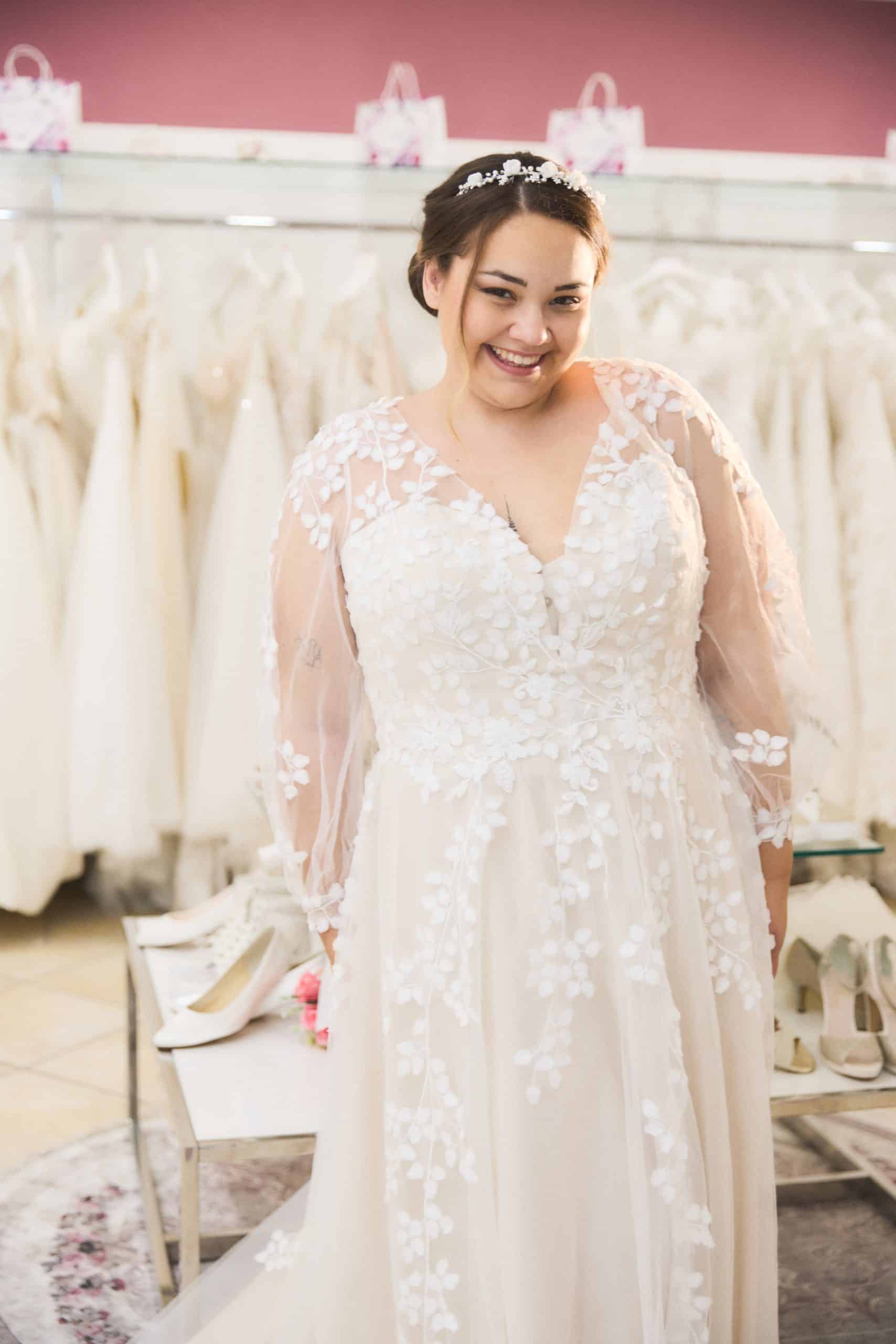 Plussize-Brautkleider-Linie8Brautmoden-München